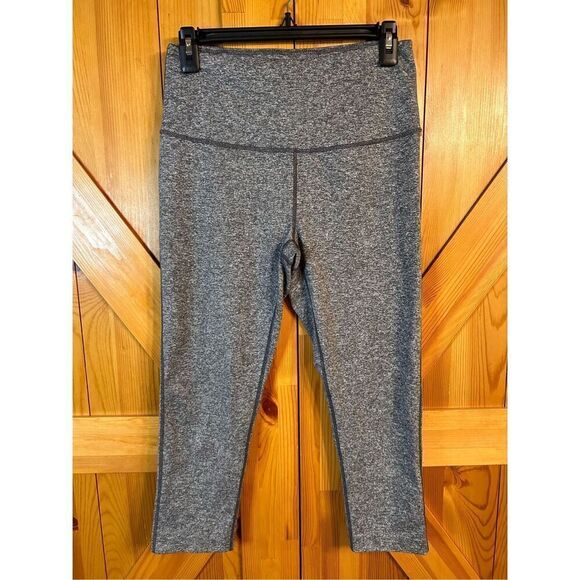 ZELLA Pants Medium Leggings Activewear Elastic Waist Cropped Pull On (4704) - Picture 1 of 8